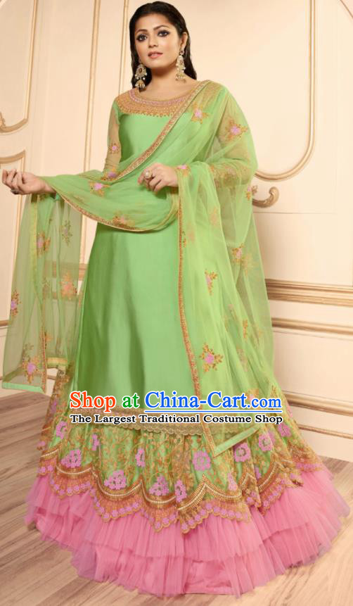 Asian India Traditional Lehenga Choli Costumes Indian Bollywood Embroidered Light Green Skirt and Blouse for Women