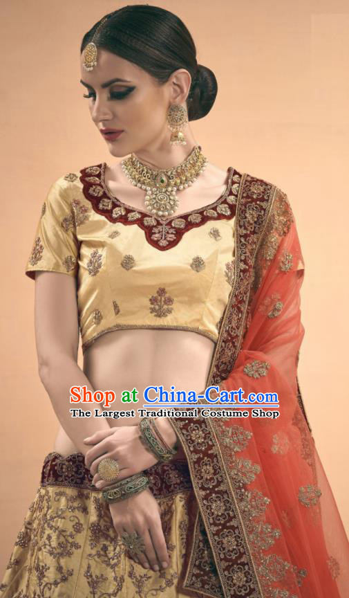Asian Indian Bollywood Wedding Light Golden Silk Dress India Traditional Bride Lehenga Costumes for Women