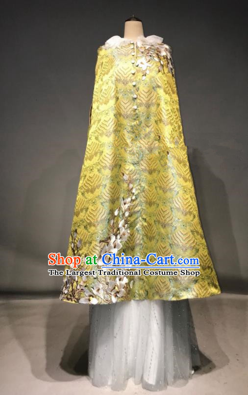 Top Grade Chinese Stage Performance Modern Fancywork Golden Cloak Dress Brazilian Carnival Costume for Women