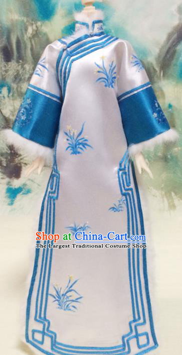 Chinese Qing Dynasty Manchu Princess Dress Ancient Palace Lady Embroidered Historical Costume for Women