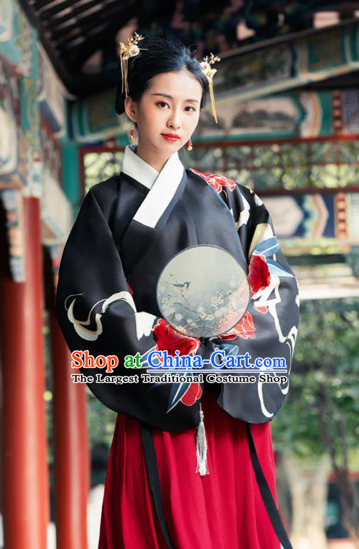 Ancient Chinese Ming Dynasty Nobility Lady Historical Costume Traditional Palace Hanfu Dress for Women