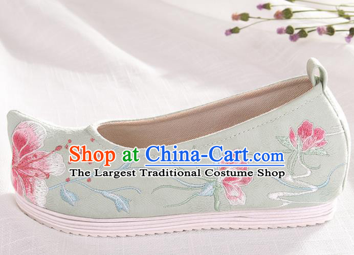 Chinese Traditional Embroidered Peach Blossom Green Shoes Hanfu Cloth Shoes Handmade Ancient Princess Shoes for Women
