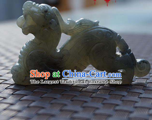 Chinese Ancient Jewelry Accessories Carving Jade Pi Xiu Pendant Traditional Handmade Jade Craft Decoration