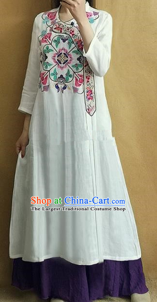 Traditional Chinese Embroidered White Qipao Dress Tang Suit Cheongsam National Costume for Women