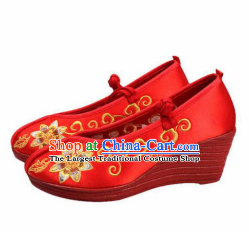 Chinese Traditional Shoes Opera Wedding Satin Shoes Hanfu Princess Shoes Embroidered Red Shoes for Women