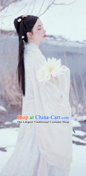 Chinese Ancient Jin Dynasty Imperial Princess White Hanfu Dress Traditional Court Lady Embroidered Replica Costume for Women