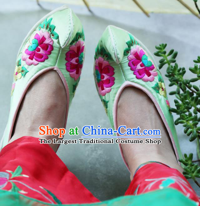 Traditional Chinese Embroidered Peony Green Shoes Handmade Hanfu Shoes Ancient Princess Satin Shoes for Women