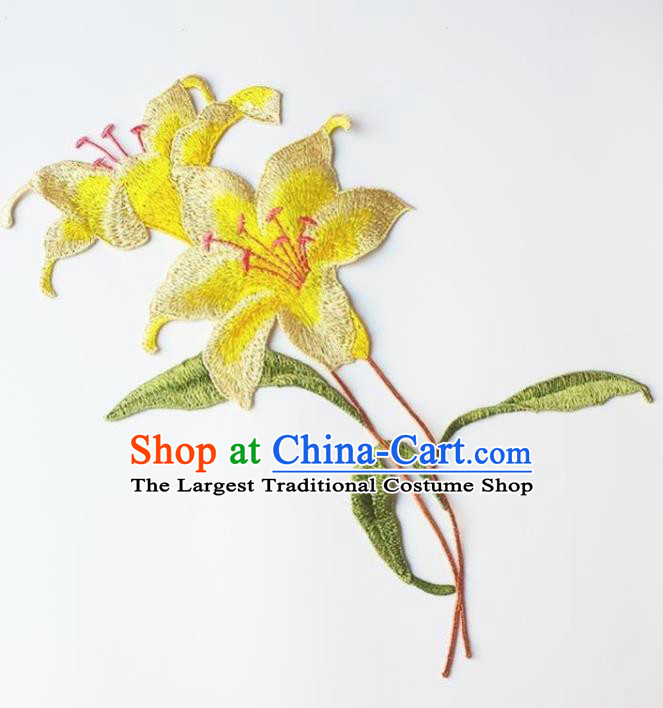 Traditional Chinese Embroidery Yellow Lily Flower Applique Embroidered Patches Embroidering Cloth Accessories