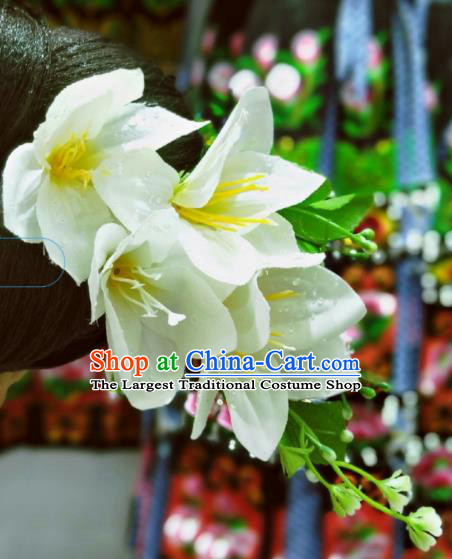 Chinese Handmade White Lily Flowers Hair Stick Miao Minority Bride Hair Accessories Ethnic Wedding Headpiece