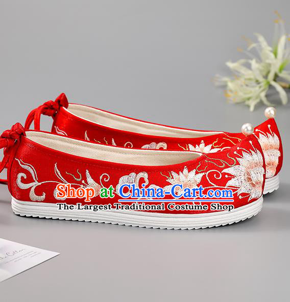 China Bride Shoes Princess Shoes Ming Dynasty Wedding Shoes Traditional Hanfu Shoes Cloth Shoes Red Embroidered Shoes