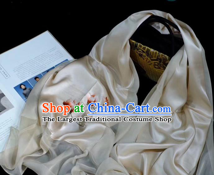 Traditional China Mother Cappa Embroidered Flowers Tippet Suzhou Embroidery Craft Champagne Silk Scarf