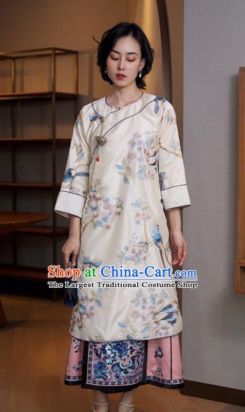 China National Women Clothing Traditional Embroidered Cheongsam Classical White Silk Qipao Dress