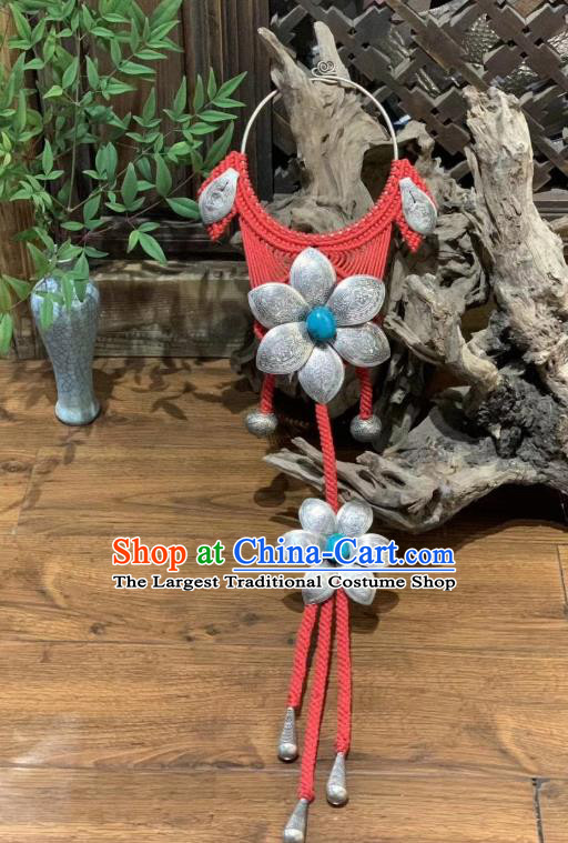 China Traditional Red Sinnet Necklace National Silver Carving Flowers Jewelry Accessories Handmade Miao Ethnic Necklet