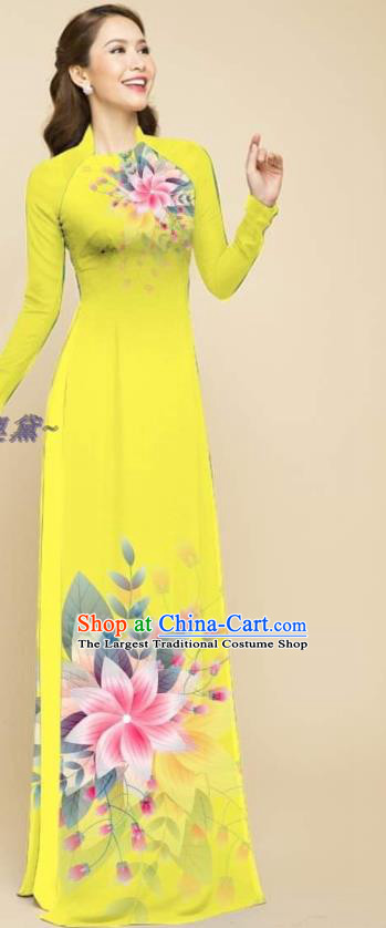 Bright Yellow Traditional Vietnam Women Clothing Oriental Beauty Cheongsam Ao Dai Qipao Dress with Loose Pants Outfits Vietnamese Bridal Fashion