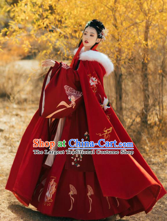 Chinese Ancient Princess Embroidered Lotus Red Cloak Traditional Ming Dynasty Court Lady Costume for Women