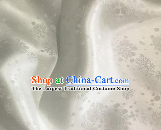 Asian Chinese Classical Snowflake Pattern Design White Brocade Jacquard Fabric Traditional Cheongsam Silk Material