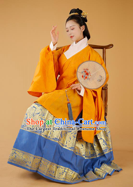 Traditional Chinese Ming Dynasty Imperial Consort Orange Blouse and Skirt Ancient Patrician Dowager Historical Costumes for Women