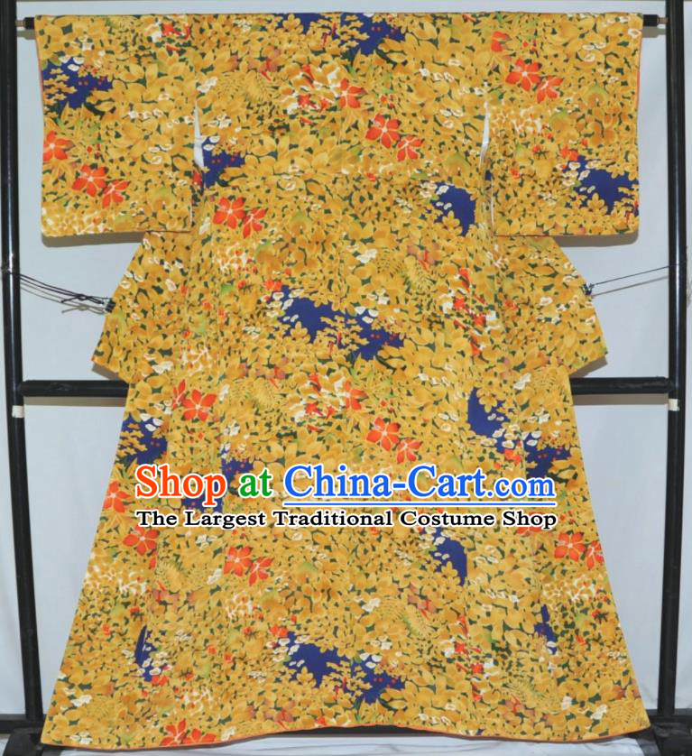 Traditional Japan Geisha Printing Yellow Flowers Furisode Kimono Asian Japanese Fashion Apparel Costume for Women