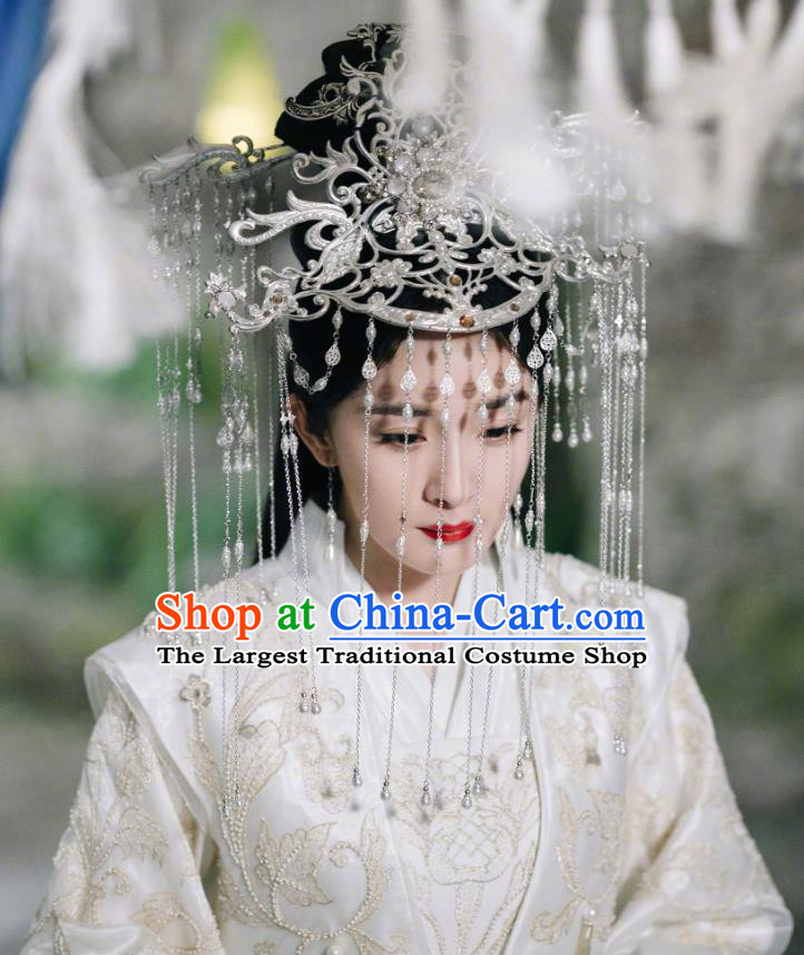 Chinese Ancient Goddess Drama Sansheng Sanshi Pillow Eternal Love Bai Qian Wedding Costume and Headpiece Complete Set