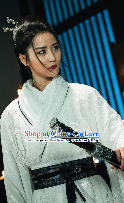 Chinese Ancient Female Swordsman Ye Celeng Dress Historical Drama Sword Dynasty Costume and Headpiece for Women