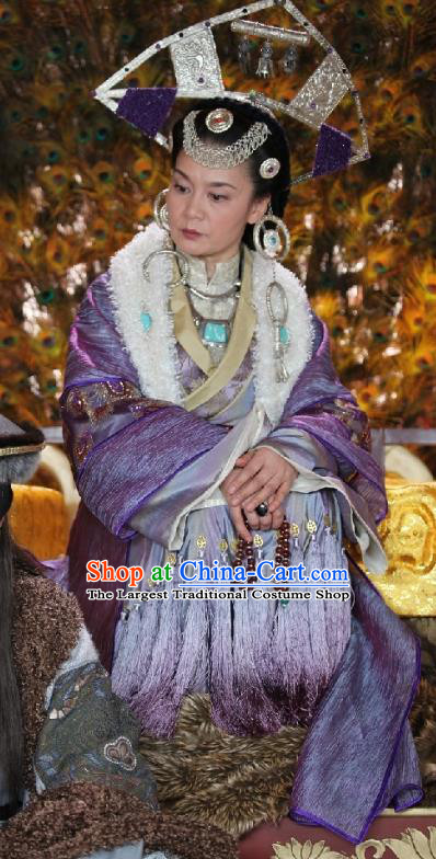 Chinese Ancient Queen Apparels and Headdress Drama Turbulence of the Mu Clan Empress Costumes Garment