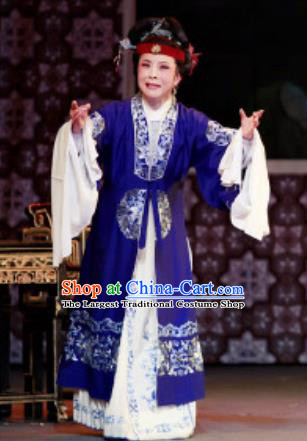Chinese Shaoxing Opera Elderly Woman Costumes Yue Opera Lao Dan The Wrong Red Silk Apparels Garment Dame Blue Dress and Headdress