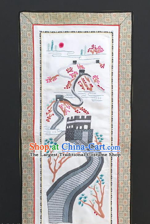 Chinese National Embroidered Paintings Traditional Handmade Embroidery Great Wall Craft Decorative White Silk Picture