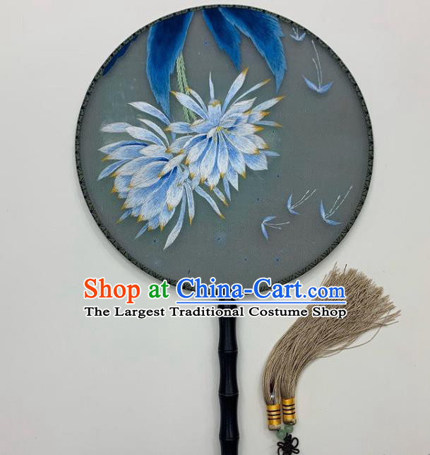 China Handmade Grey Silk Fan Embroidery Epiphyllum Palace Fan Hanfu Circular Fan