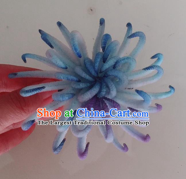 China Handmade Ming Dynasty Hairpin Ancient Princess Blue Velvet Chrysanthemum Hair Stick