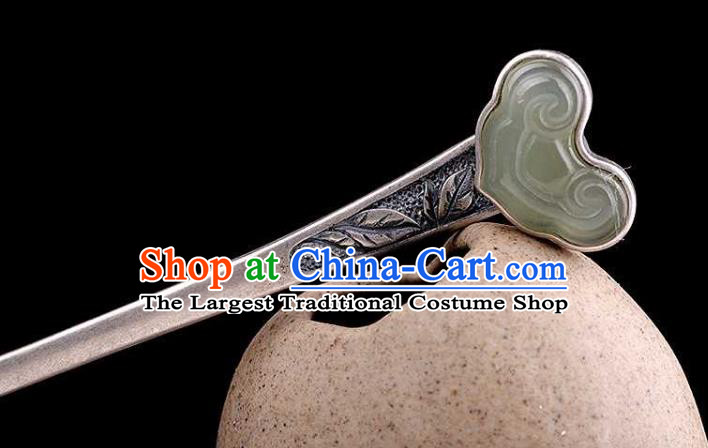 China Classical Silver Carving Hair Stick Traditional Hair Accessories Handmade Jade Cloud Hairpin
