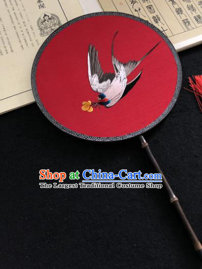 Handmade China Wedding Circular Fan Traditional Hanfu Fans Classical Palace Fan Embroidered Red Silk Fan