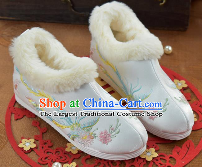 China Traditional Winter Shoes National Ankle Boots Embroidered Phoenix White Cloth Shoes