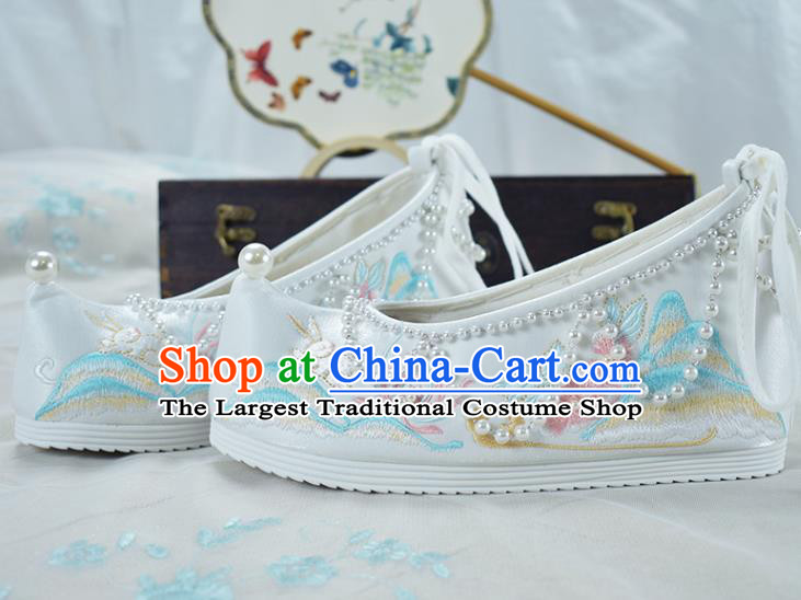 China Women White Embroidered Shoes National Beads Shoes Traditional Hanfu Shoes