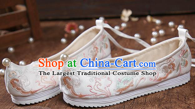 China Traditional Ming Dynasty Princess Shoes National Women White Cloth Shoes Embroidered Hanfu Shoes