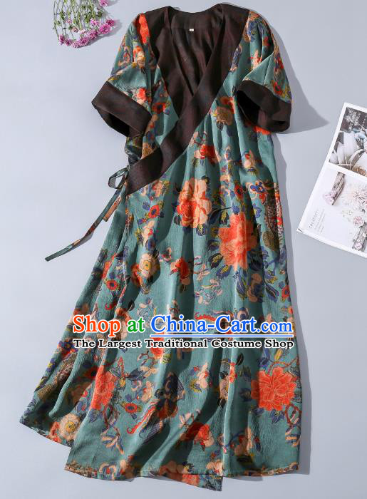 Asian Chinese Classical Gambiered Guangdong Gauze Cheongsam Traditional Young Beauty Green Silk Qipao Dress