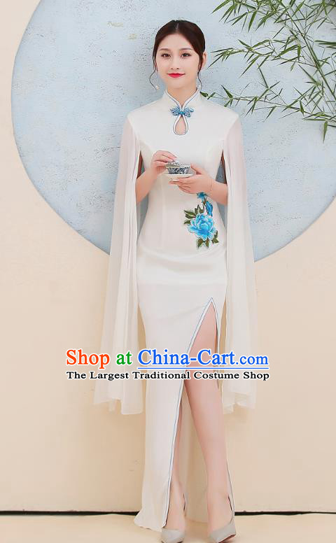 China Embroidery White Cheongsam Woman Stage Performance Dress Clothing Catwalks Fishtail Qipao