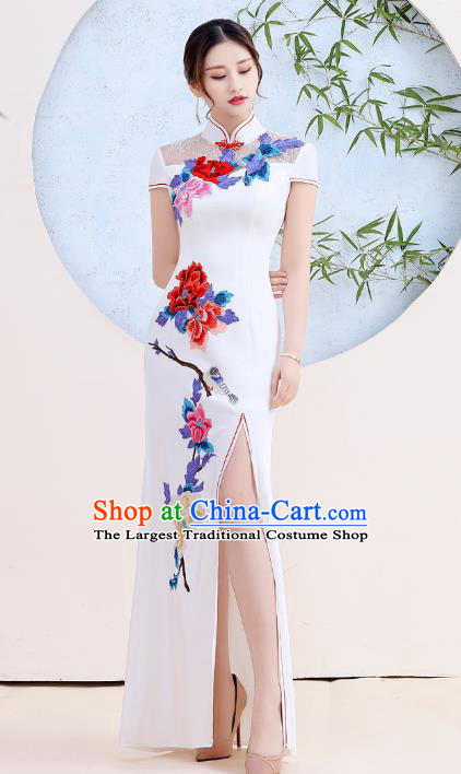 China Stage Show Clothing Woman White Satin Qipao Dress Catwalks Embroidery Peony Cheongsam