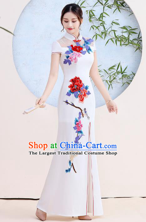 China Stage Show Clothing Woman White Satin Qipao Dress Catwalks Embroidery Peony Cheongsam