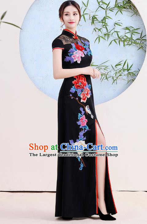 China Catwalks Embroidery Peony Cheongsam Stage Show Clothing Woman Black Satin Qipao Dress