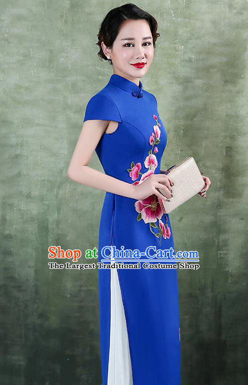 China Stage Performance Aodai Clothing Classical Embroidery Royalblue Satin Qipao Dress Catwalks Show Cheongsam
