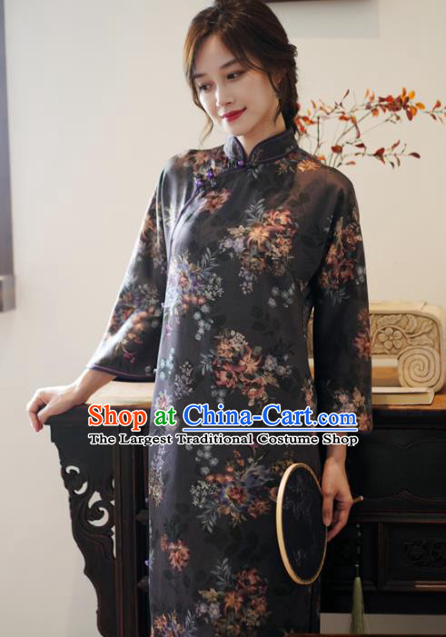 China Classical Purple Silk Cheongsam National Young Women Gambiered Guangdong Gauze Long Qipao Dress