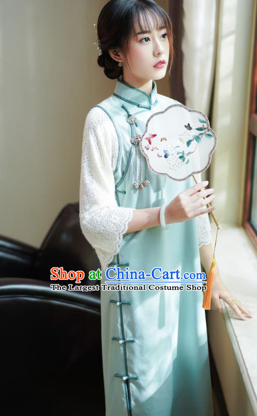 China Traditional Light Green Cheongsam Classical Lace Sleeve Qipao Dress National Clothing