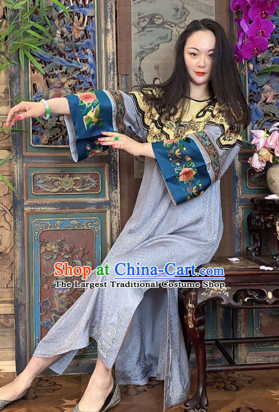 China National Cheongsam Costume Hand Embroidered Grey Silk Qipao Dress