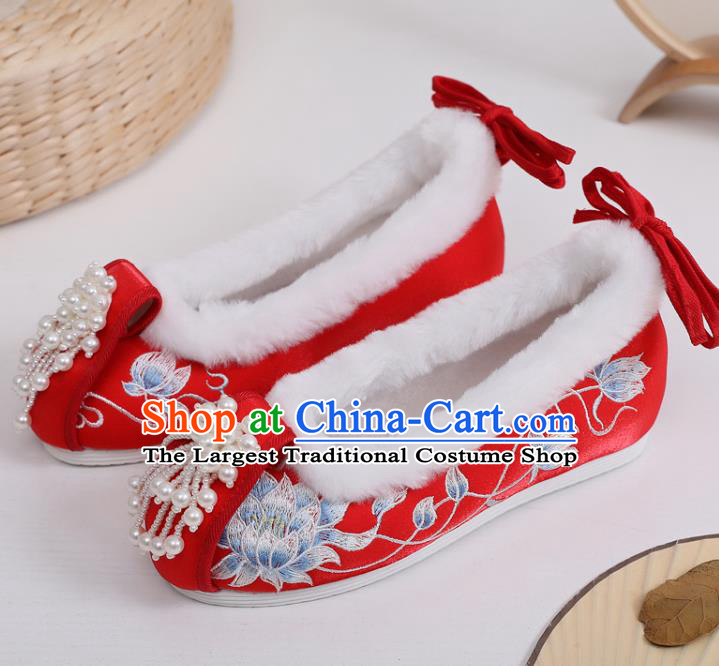 China National Embroidered Epiphyllum Shoes Traditional Wedding Red Cloth Shoes Handmade Winter Pearls Tassel Shoes