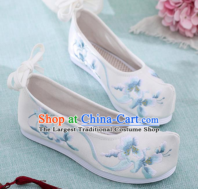 China Embroidered Flowers Shoes Ancient Palace Lady Shoes Ming Dynasty Hanfu Shoes
