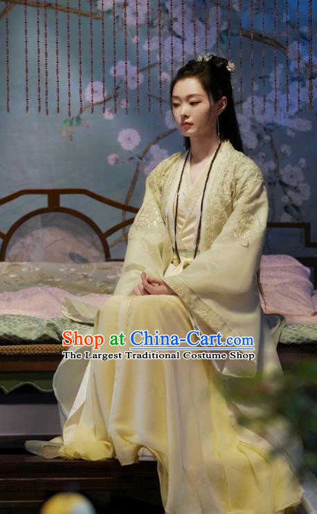 China Ancient Rich Lady Yellow Hanfu Dress Traditional Television Drama My Heroic Husband Young Beauty Su Tan Er Clothing