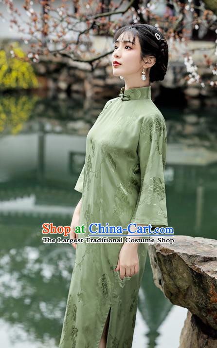 Republic of China Traditional Grape Pattern Green Silk Qipao Dress National Young Woman Wide Sleeve Cheongsam
