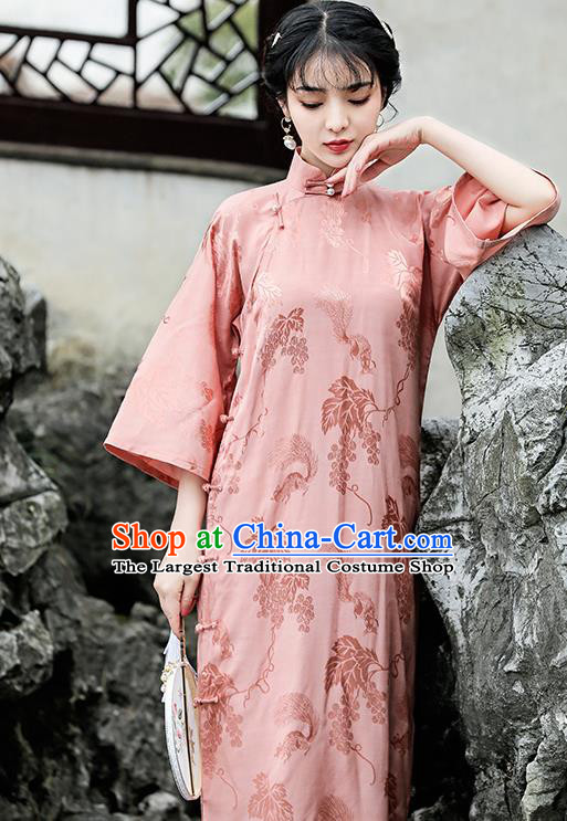 Republic of China National Young Woman Wide Sleeve Cheongsam Traditional Grape Pattern Pink Silk Qipao Dress