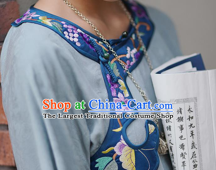 Republic of China Classical Mandarin Sleeve Blue Qipao Dress Traditional Minguo Embroidered Round Collar Cheongsam