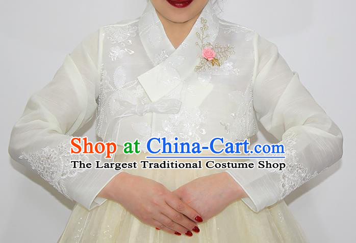 Asian Korea Bride Mother White Blouse and Yellow Dress Korean Traditional Fashion Garments Court Dance Hanbok Clothing